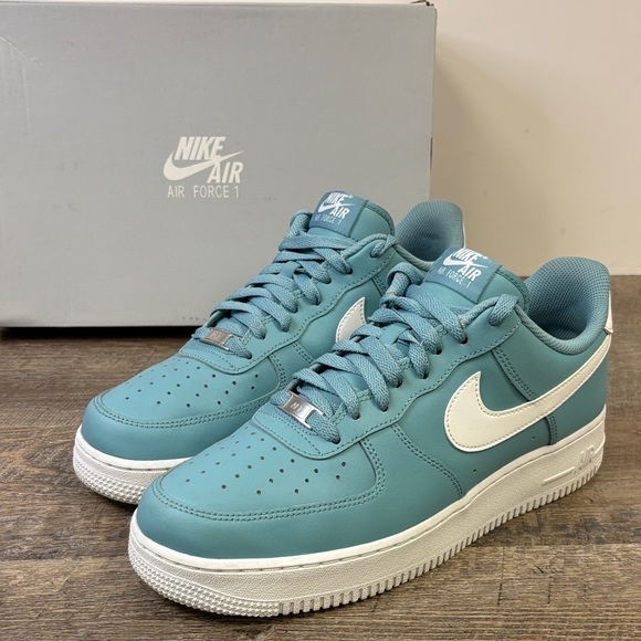 Nike Air Force 1 ’07 Denim Turquoise / White SneakersSize 10.5